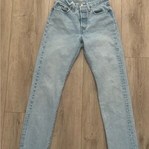 Women’s Levi 501 Light Blue Denim Jeans 26x32
